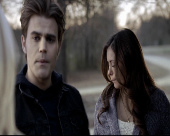 VampireDiariesWorld-dot-org_5x20WhatLiesBeneath0377.jpg