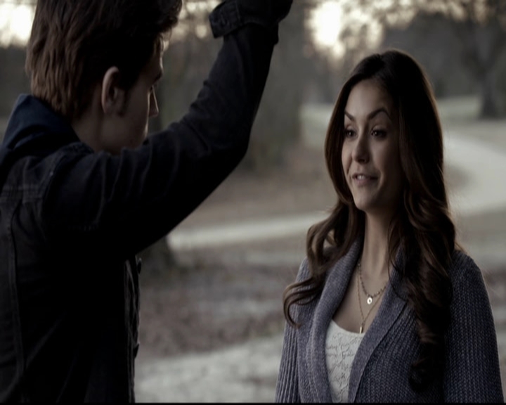 VampireDiariesWorld-dot-org_5x20WhatLiesBeneath0403.jpg