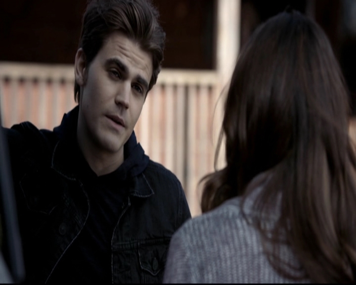 VampireDiariesWorld-dot-org_5x20WhatLiesBeneath0409.jpg