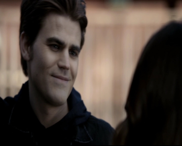 VampireDiariesWorld-dot-org_5x20WhatLiesBeneath0418.jpg