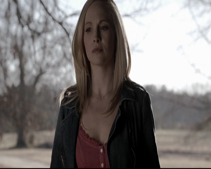 VampireDiariesWorld-dot-org_5x20WhatLiesBeneath0436.jpg