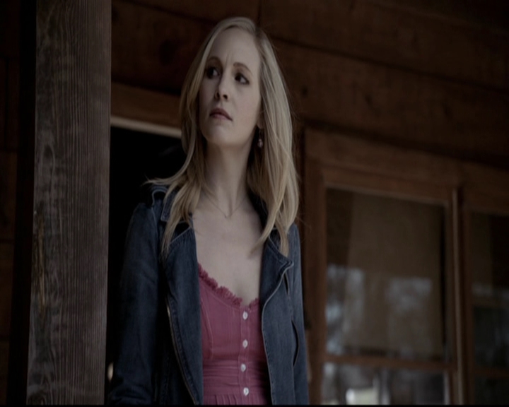 VampireDiariesWorld-dot-org_5x20WhatLiesBeneath0445.jpg