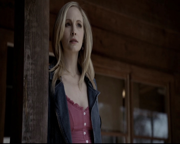 VampireDiariesWorld-dot-org_5x20WhatLiesBeneath0449.jpg