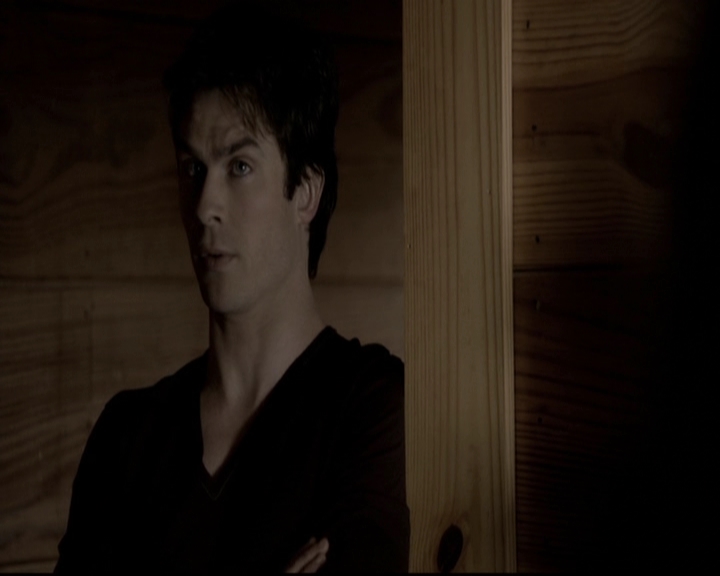 VampireDiariesWorld-dot-org_5x20WhatLiesBeneath0489.jpg