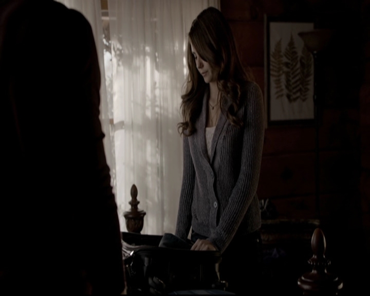 VampireDiariesWorld-dot-org_5x20WhatLiesBeneath0515.jpg