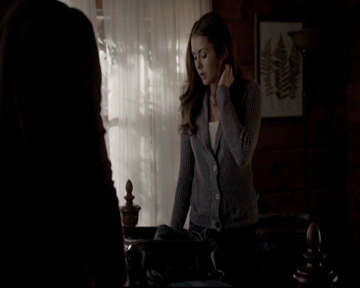 VampireDiariesWorld-dot-org_5x20WhatLiesBeneath0521.jpg