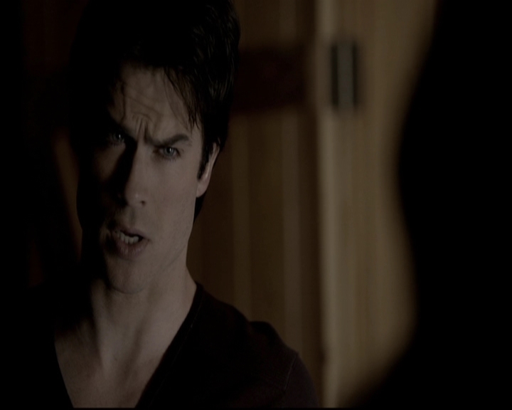 VampireDiariesWorld-dot-org_5x20WhatLiesBeneath0529.jpg