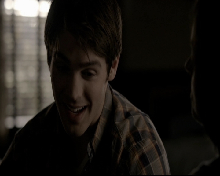 VampireDiariesWorld-dot-org_5x20WhatLiesBeneath0597.jpg