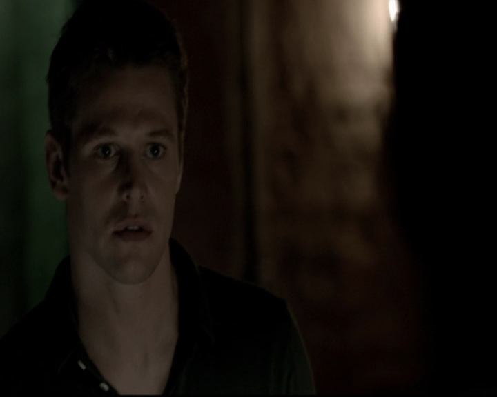 VampireDiariesWorld-dot-org_5x20WhatLiesBeneath0929.jpg