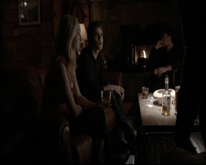 VampireDiariesWorld-dot-org_5x20WhatLiesBeneath1032.jpg