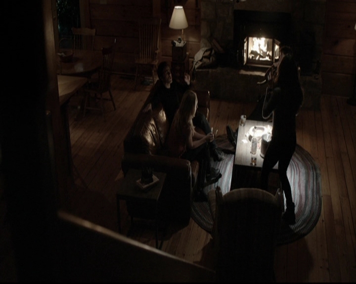 VampireDiariesWorld-dot-org_5x20WhatLiesBeneath1034.jpg