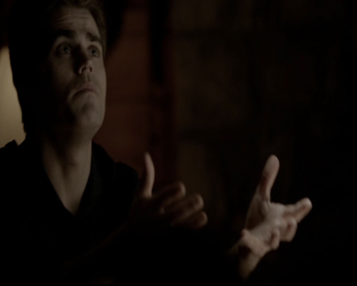 VampireDiariesWorld-dot-org_5x20WhatLiesBeneath1039.jpg