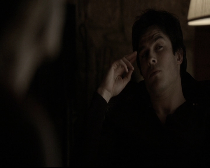 VampireDiariesWorld-dot-org_5x20WhatLiesBeneath1047.jpg