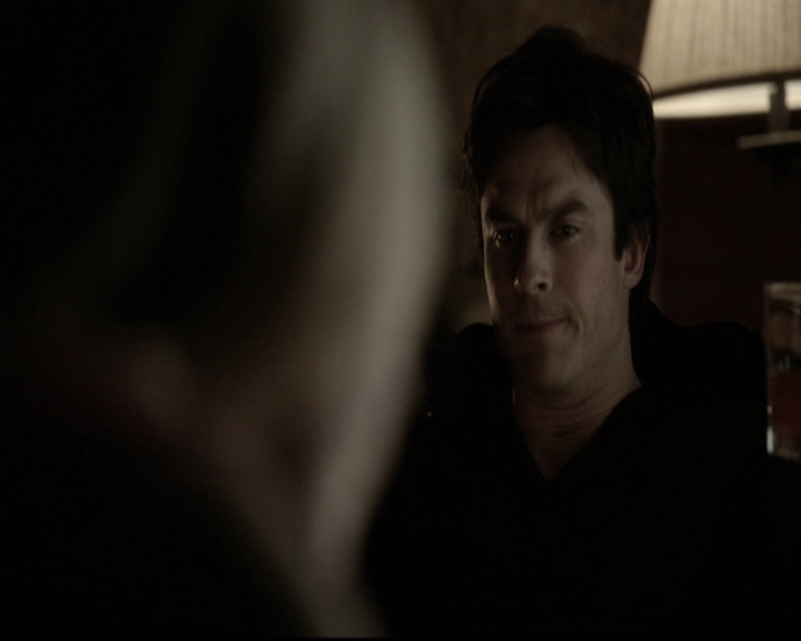 VampireDiariesWorld-dot-org_5x20WhatLiesBeneath1049.jpg