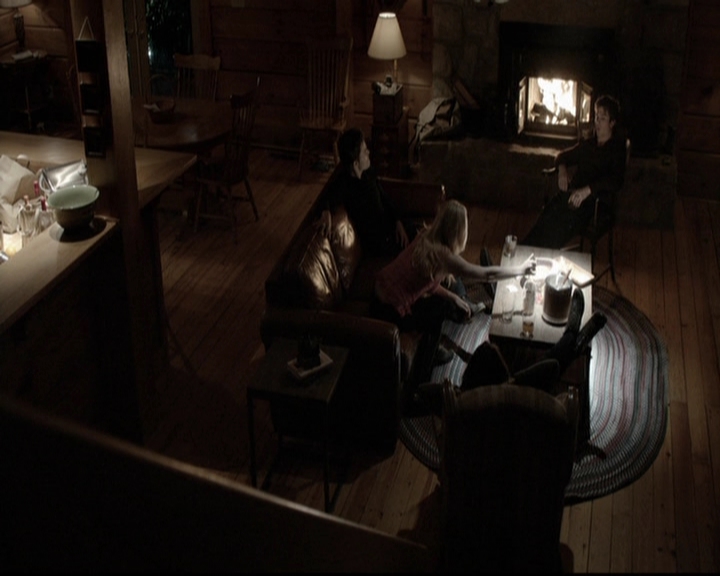 VampireDiariesWorld-dot-org_5x20WhatLiesBeneath1050.jpg