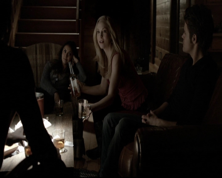 VampireDiariesWorld-dot-org_5x20WhatLiesBeneath1057.jpg