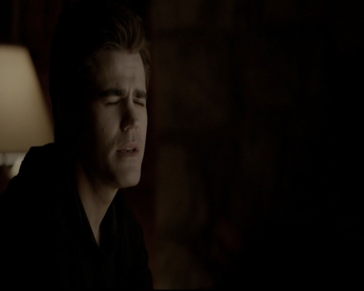 VampireDiariesWorld-dot-org_5x20WhatLiesBeneath1068.jpg