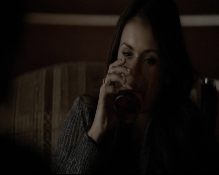 VampireDiariesWorld-dot-org_5x20WhatLiesBeneath1073.jpg