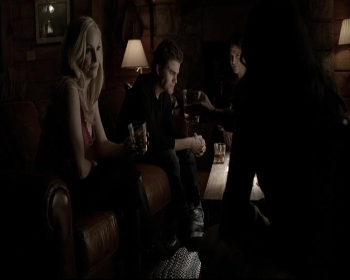 VampireDiariesWorld-dot-org_5x20WhatLiesBeneath1088.jpg