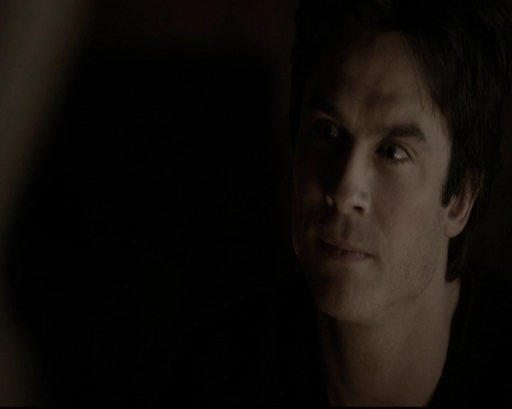 VampireDiariesWorld-dot-org_5x20WhatLiesBeneath1109.jpg