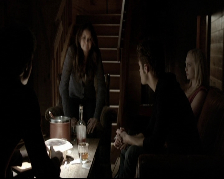 VampireDiariesWorld-dot-org_5x20WhatLiesBeneath1129.jpg