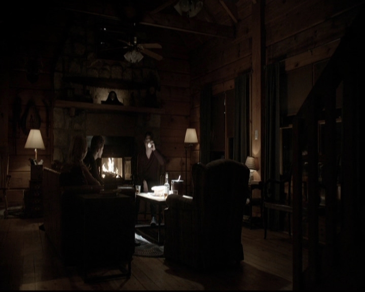 VampireDiariesWorld-dot-org_5x20WhatLiesBeneath1136.jpg