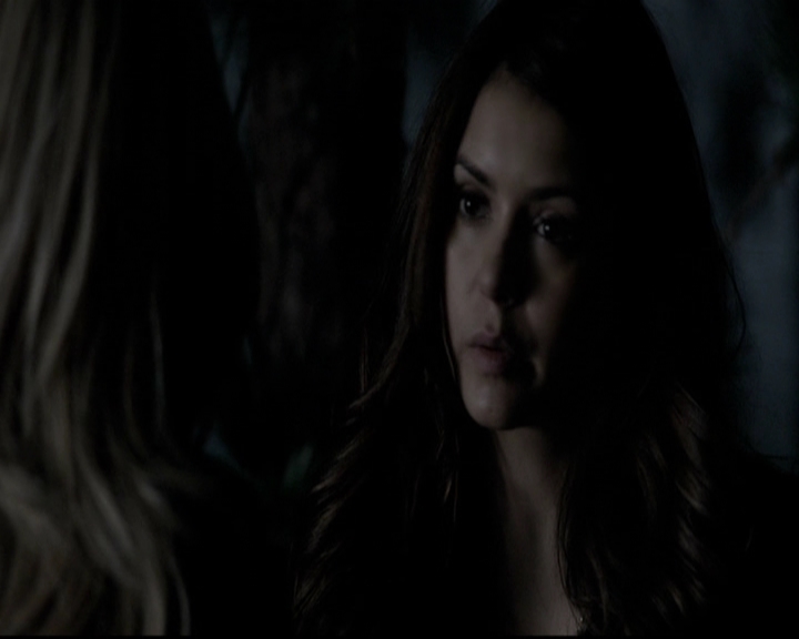 VampireDiariesWorld-dot-org_5x20WhatLiesBeneath1508.jpg
