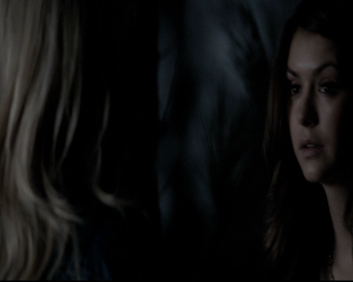 VampireDiariesWorld-dot-org_5x20WhatLiesBeneath1530.jpg