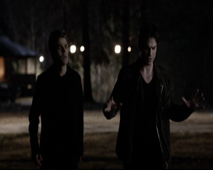 VampireDiariesWorld-dot-org_5x20WhatLiesBeneath1536.jpg