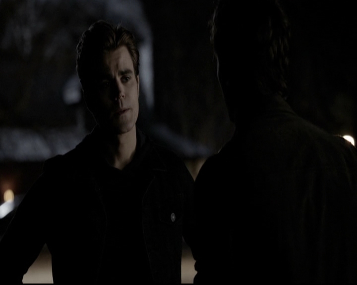 VampireDiariesWorld-dot-org_5x20WhatLiesBeneath1543.jpg