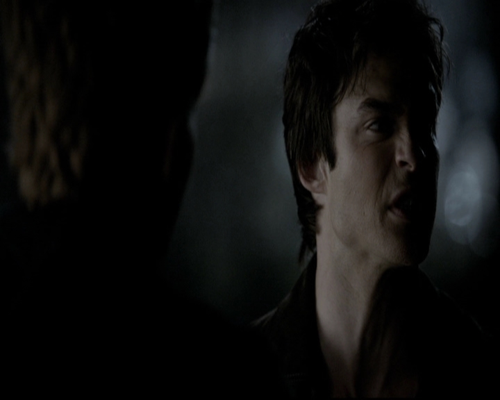 VampireDiariesWorld-dot-org_5x20WhatLiesBeneath1548.jpg