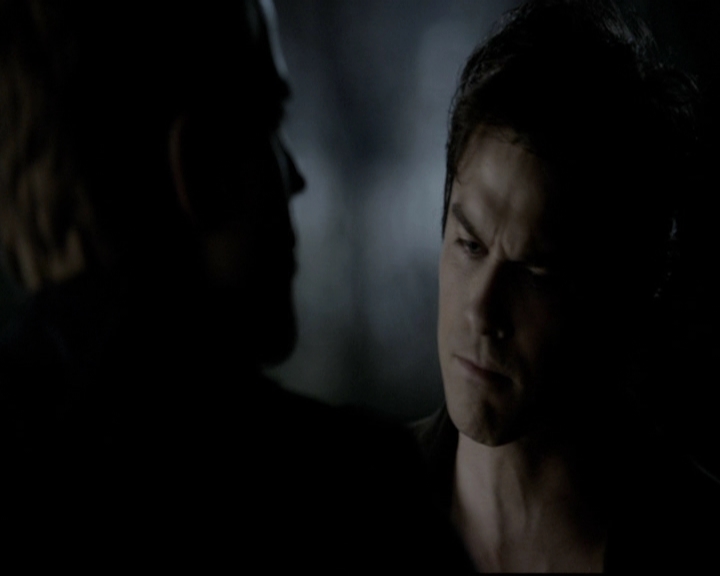 VampireDiariesWorld-dot-org_5x20WhatLiesBeneath1553.jpg