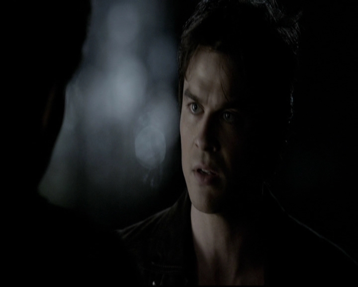 VampireDiariesWorld-dot-org_5x20WhatLiesBeneath1559.jpg