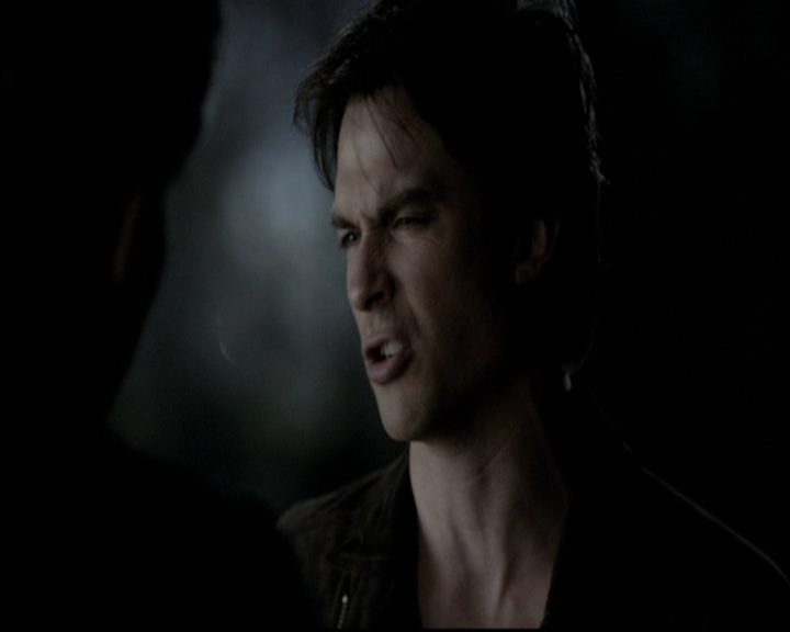 VampireDiariesWorld-dot-org_5x20WhatLiesBeneath1562.jpg