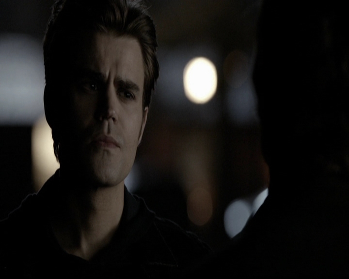 VampireDiariesWorld-dot-org_5x20WhatLiesBeneath1566.jpg