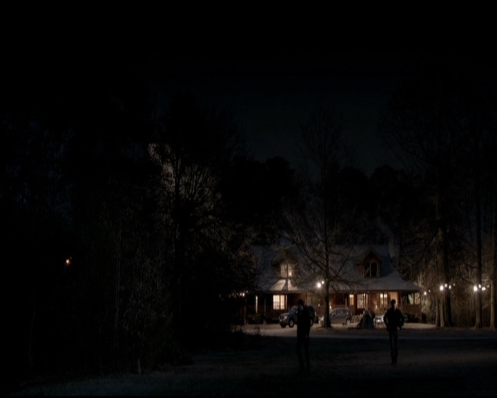 VampireDiariesWorld-dot-org_5x20WhatLiesBeneath1573.jpg