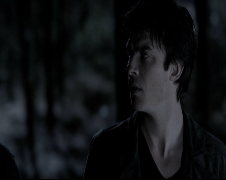 VampireDiariesWorld-dot-org_5x20WhatLiesBeneath1629.jpg