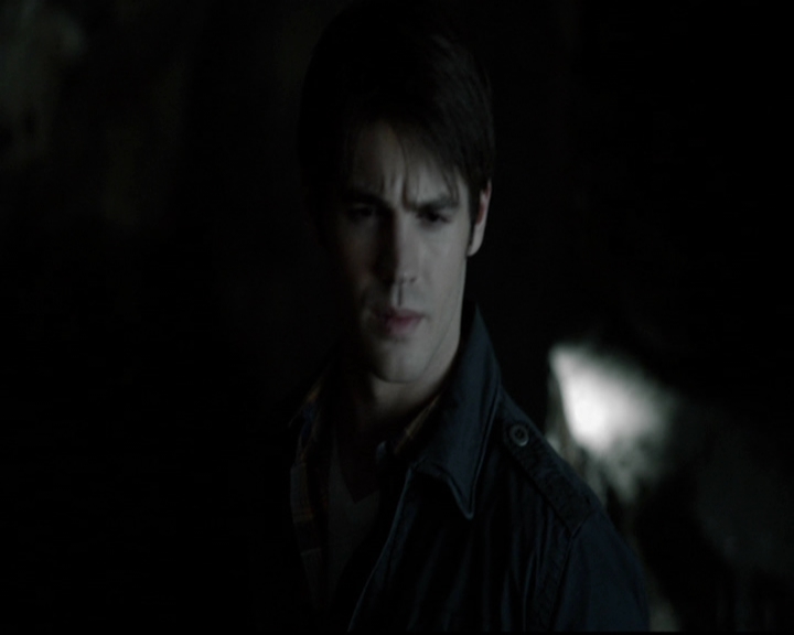 VampireDiariesWorld-dot-org_5x20WhatLiesBeneath1785.jpg