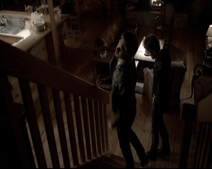 VampireDiariesWorld-dot-org_5x20WhatLiesBeneath1872.jpg