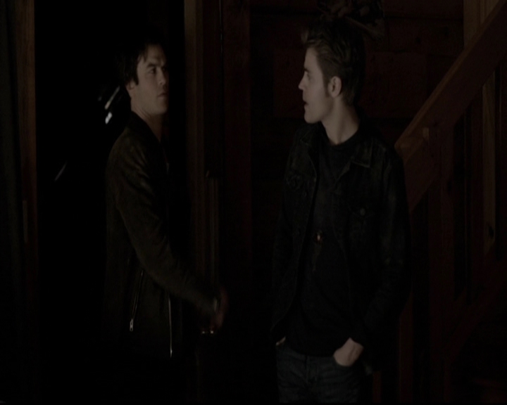 VampireDiariesWorld-dot-org_5x20WhatLiesBeneath1875.jpg