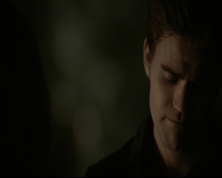 VampireDiariesWorld-dot-org_5x20WhatLiesBeneath2113.jpg
