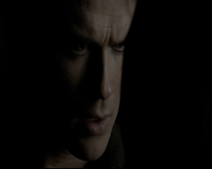 VampireDiariesWorld-dot-org_5x20WhatLiesBeneath2236.jpg