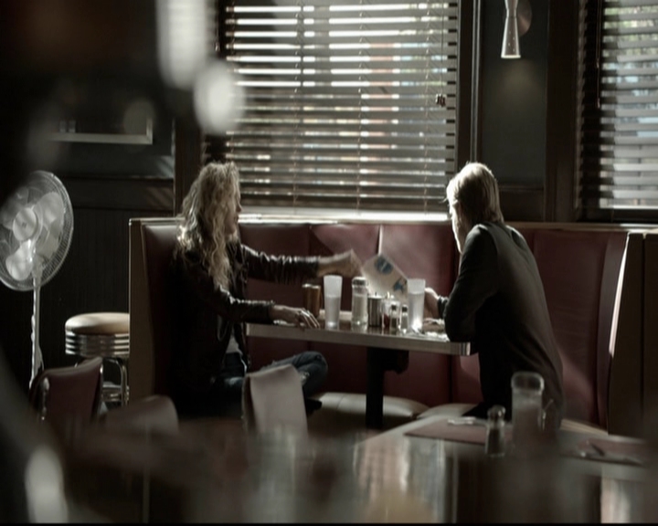 VampireDiariesWorld-dot-org_5x21PromisedLand0602.jpg