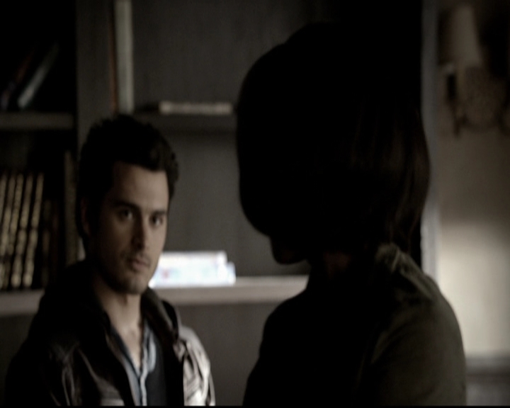 VampireDiariesWorld-dot-org_5x22Home0488.jpg