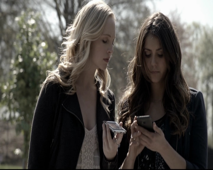 VampireDiariesWorld-dot-org_5x22Home0579.jpg