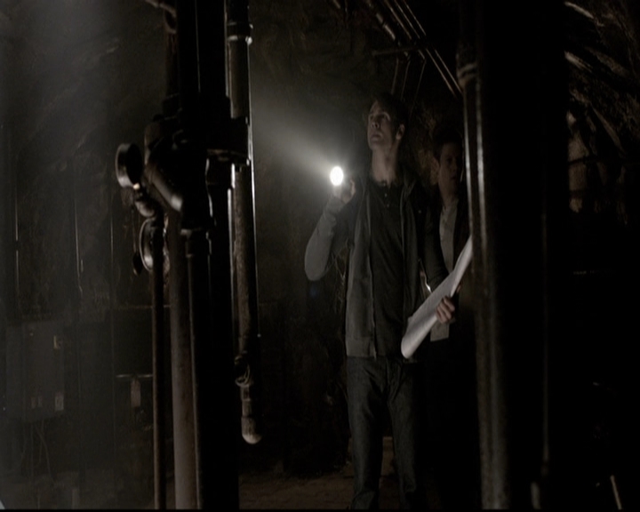 VampireDiariesWorld-dot-org_5x22Home0917.jpg