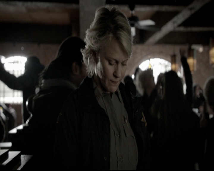 VampireDiariesWorld-dot-org_5x22Home0929.jpg