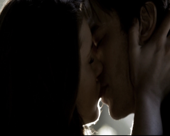 VampireDiariesWorld-dot-org_5x22Home1055.jpg