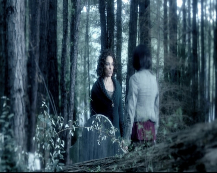 VampireDiariesWorld-dot-org_5x22Home1203.jpg