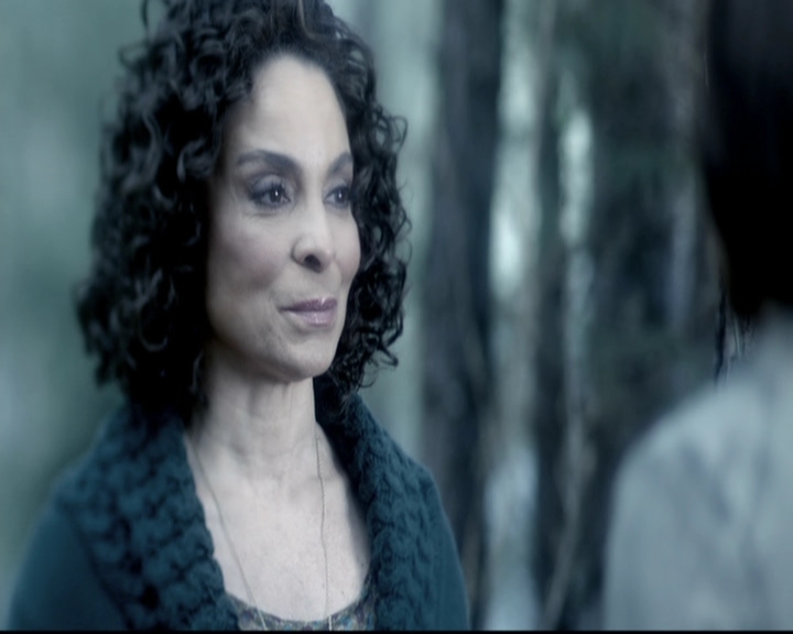 VampireDiariesWorld-dot-org_5x22Home1263.jpg